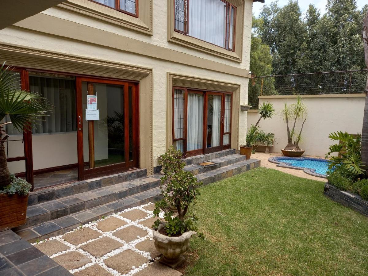 Troas Boutique Hotel Vanderbijlpark Exterior photo